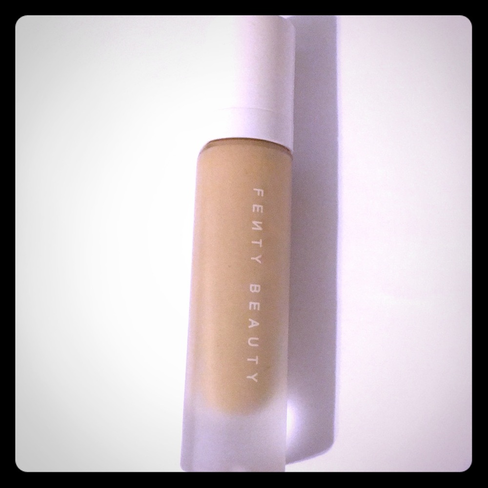 Fenty pro filt’r soft matte longwear foundation